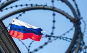 Новый опрос показал, что половина граждан выступает за ужесточение санкций против России Новый опрос показал, что половина граждан выступает за ужесточение санкций против России