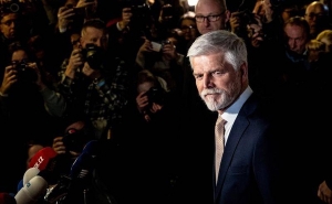 Президент пользуется доверием большинства чехов, ему доверяет 58% граждан, показывает опрос Президент пользуется доверием большинства чехов, ему доверяет 58% граждан, показывает опрос