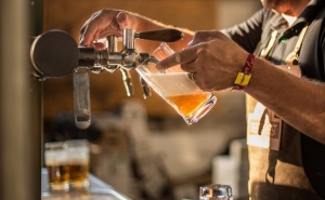 В Чехии рекордно снизилось потребление пива. Эксперты считают, что за этим стоит рост цен и изменения образа жизни
